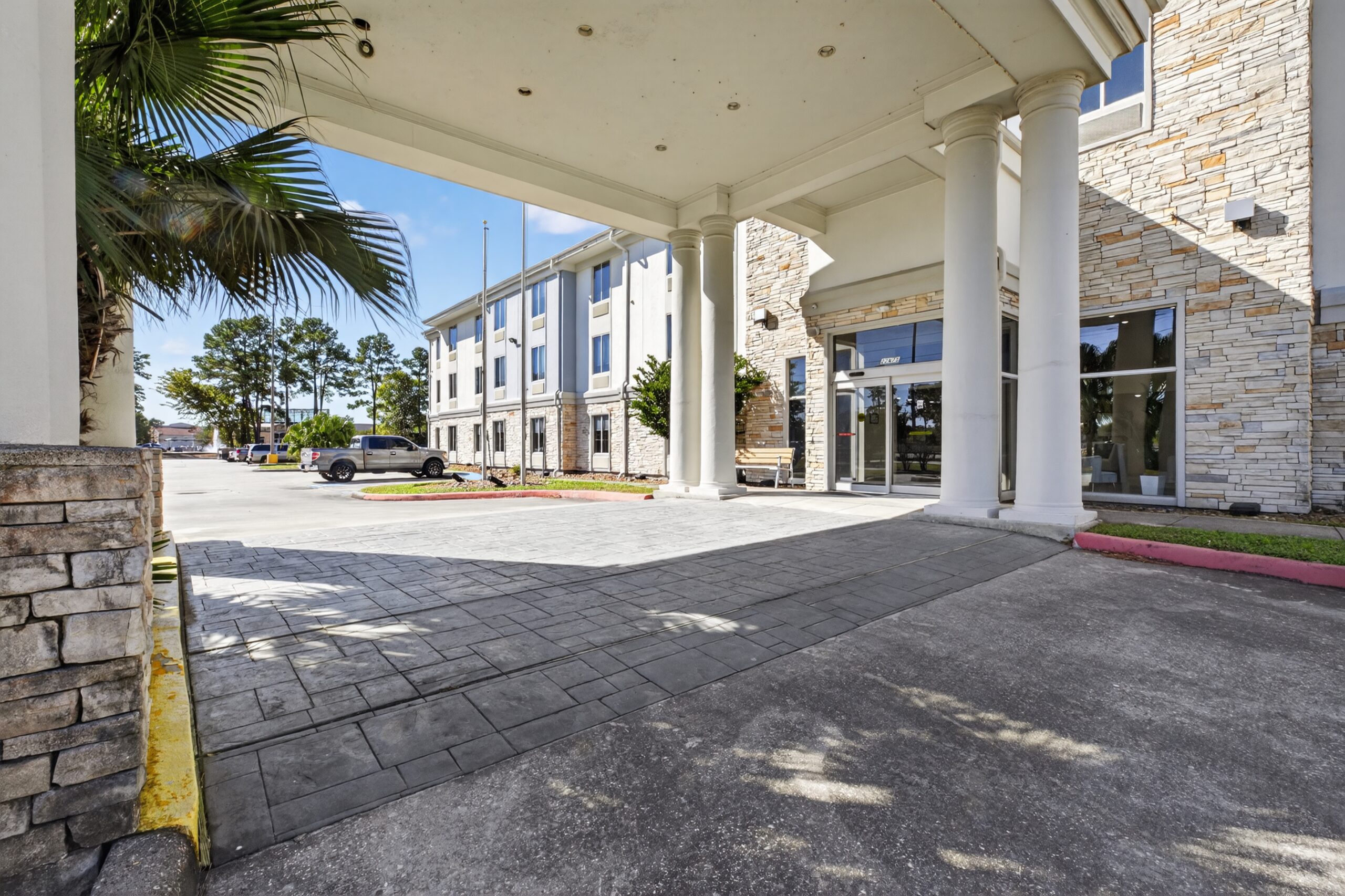 We Level Up Texas Behavioral Health Rehab Addiction Mental Health Center at 22675 US-59, Kingwood, TX, 77339, USA, Exterior Front Facade Entry We Level Up Texas Behavioral Health Rehab Addiction Mental Health Center at 22675 US-59, Kingwood, TX, 77339, USA, Exterior Front Facade Entry